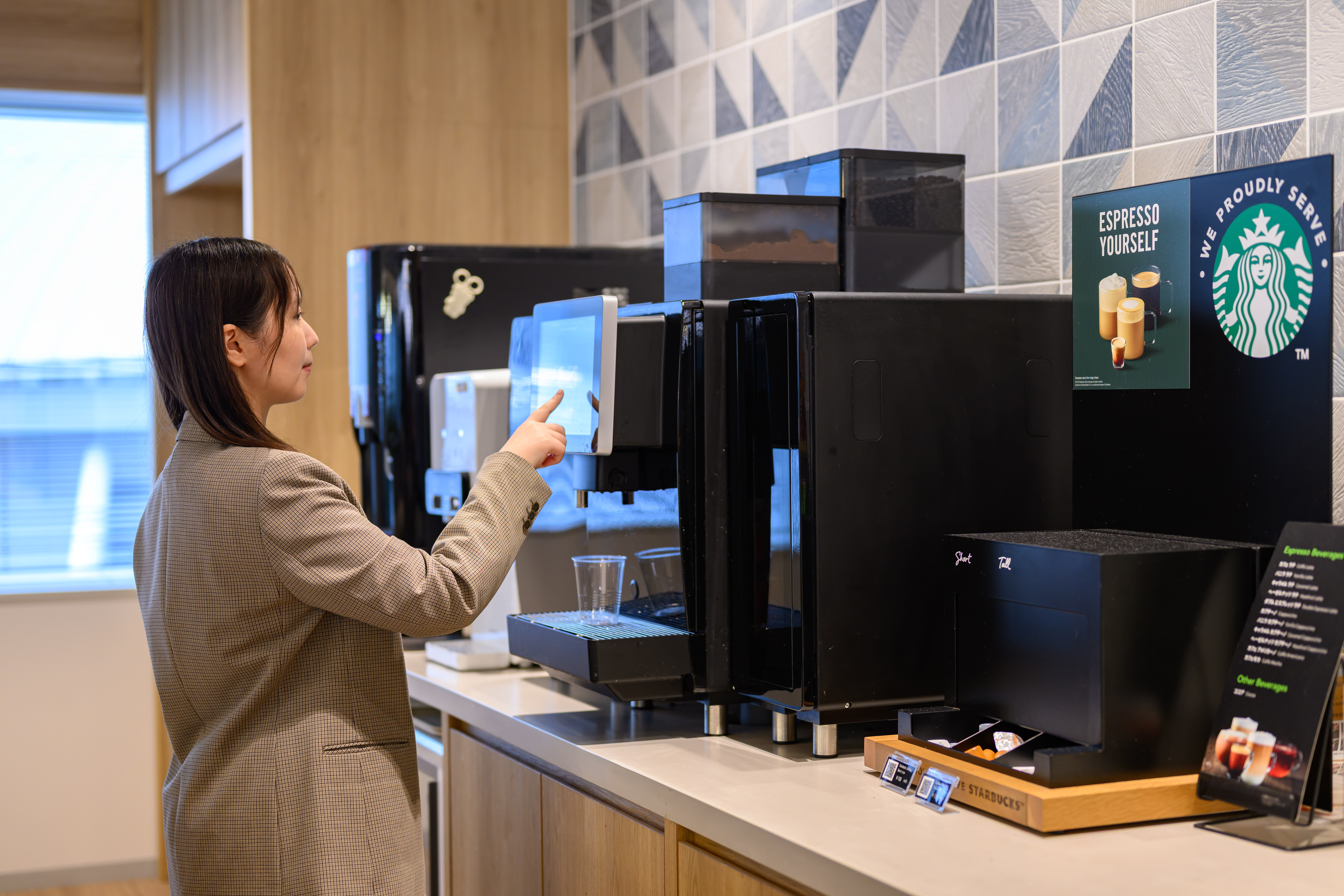 働く社員の様子