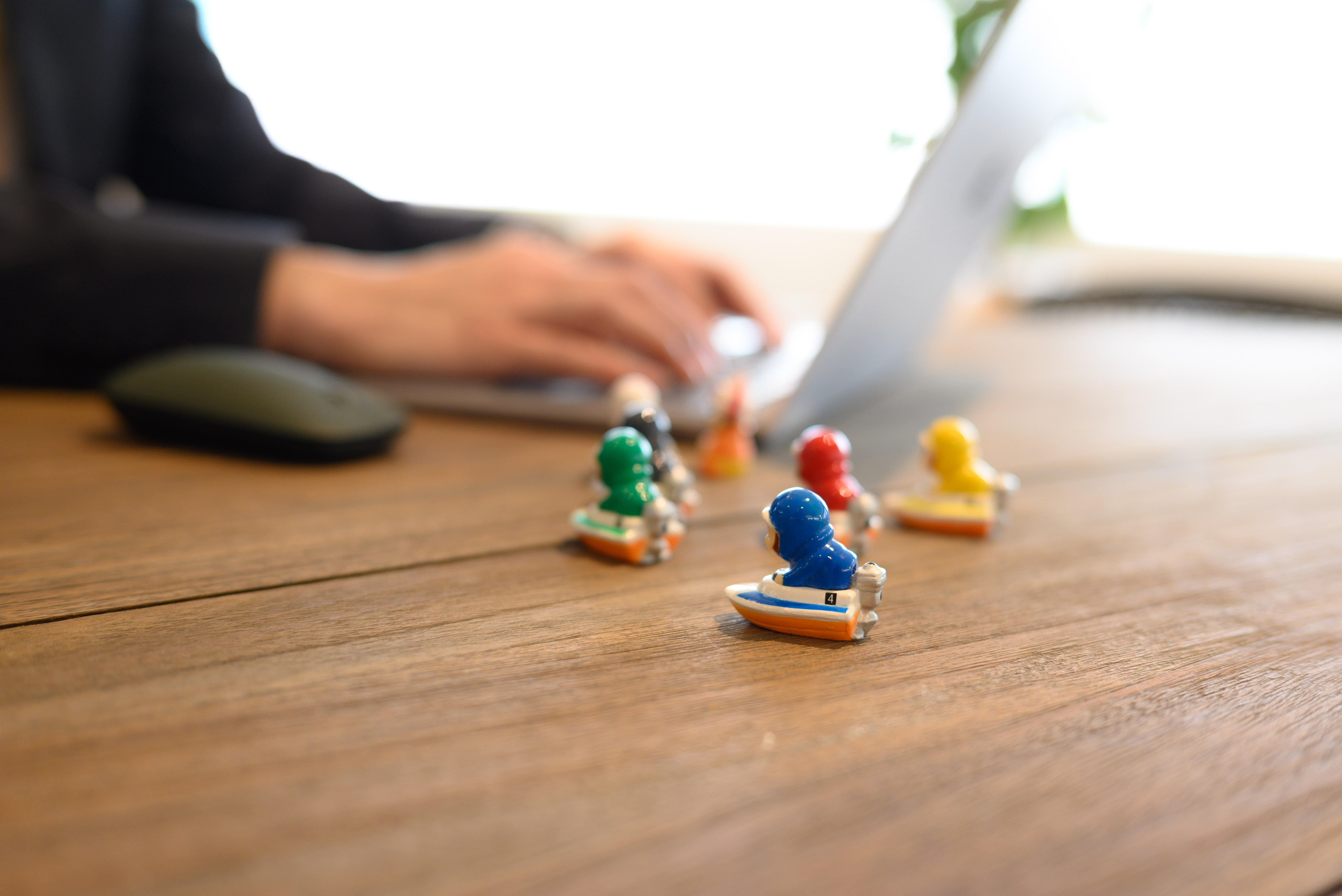 働く社員の様子